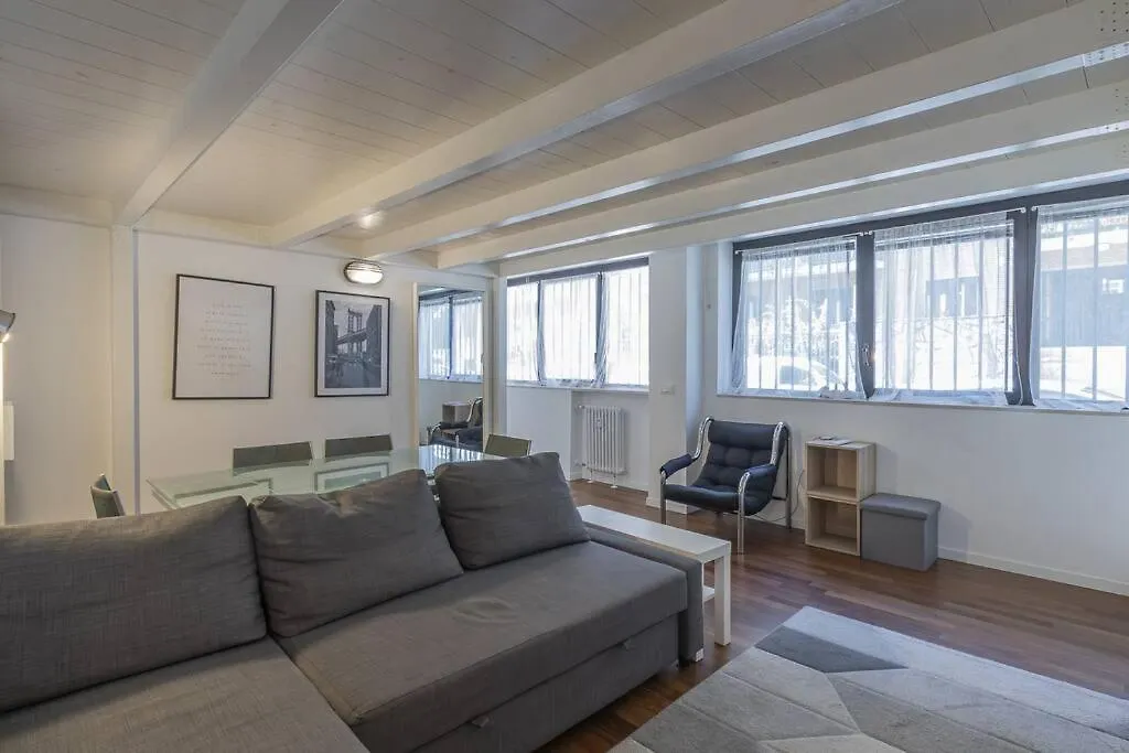 Youhosty - Desenzano 7 Apartment Milan