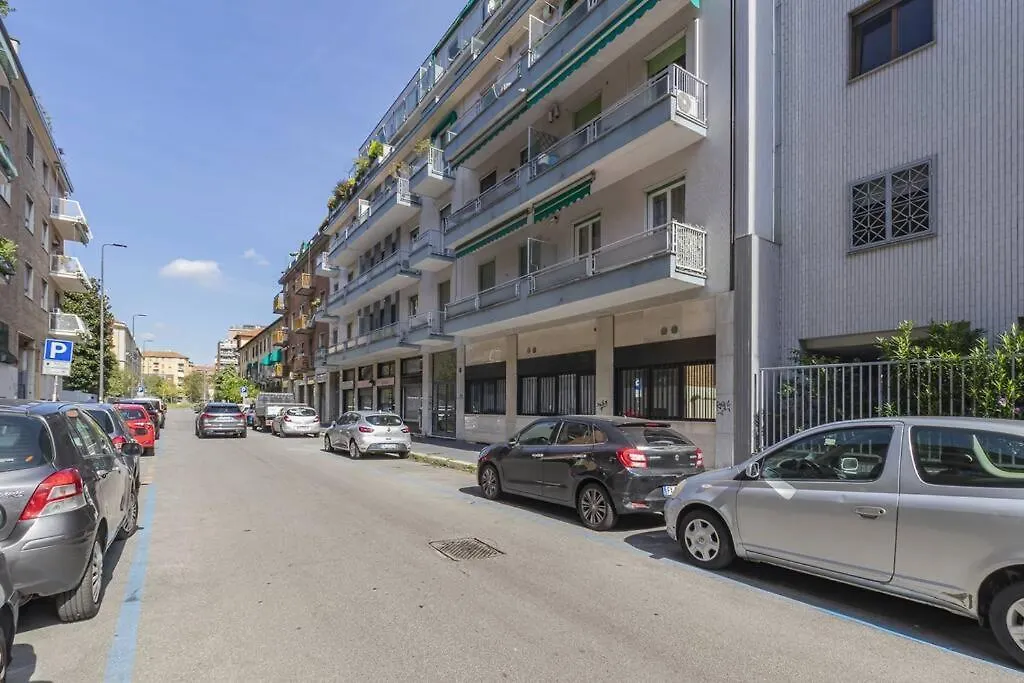 Youhosty - Desenzano 7 Apartment Milan