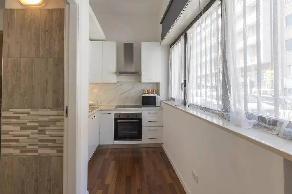 Youhosty - Desenzano 7 Apartamento Milão