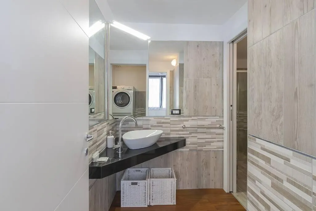 Youhosty - Desenzano 7 Apartamento Milão