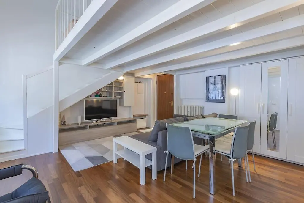 Youhosty - Desenzano 7 Apartment Milan Italy